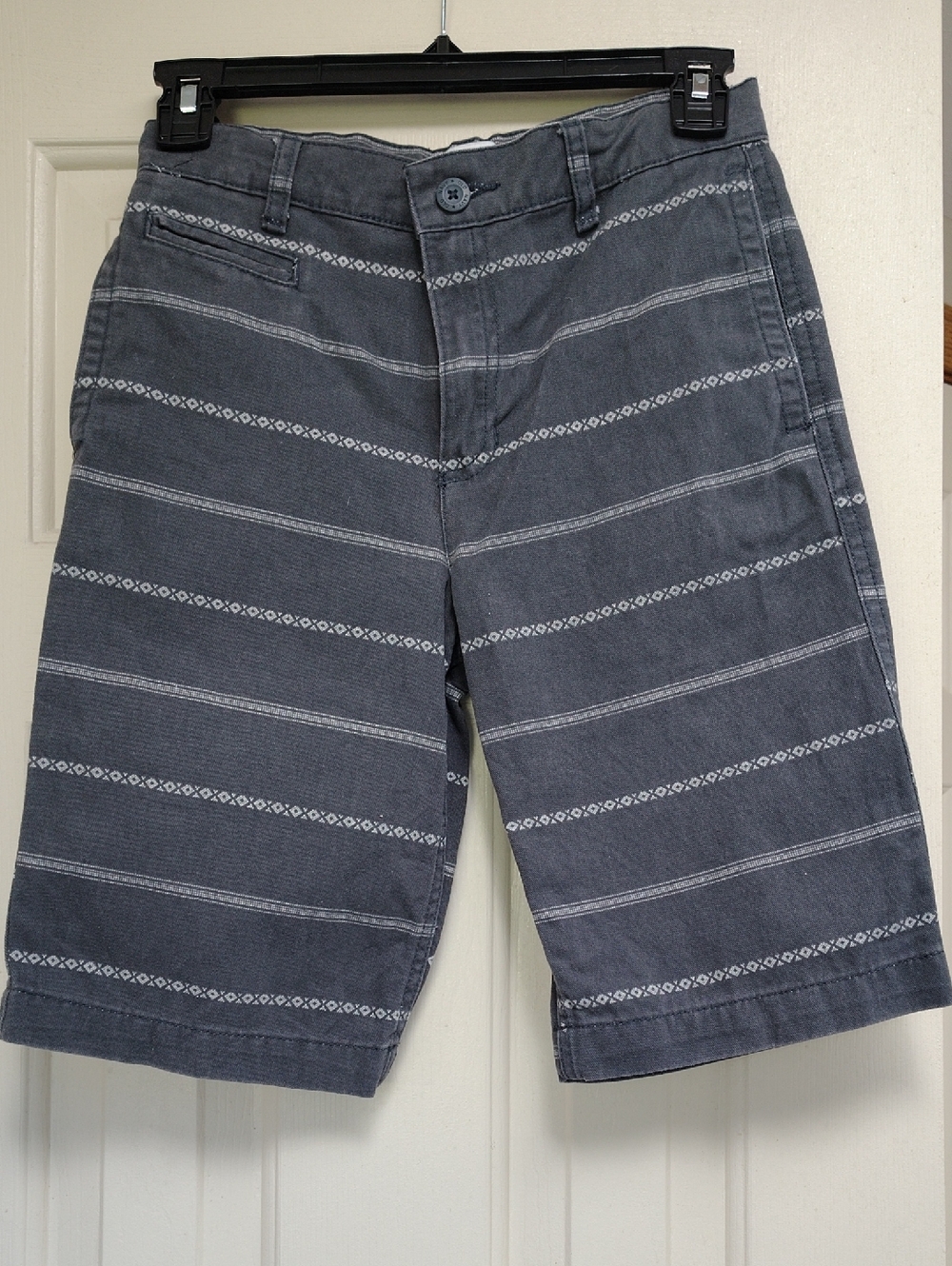 Boy's Old Navy Gray/White Shorts